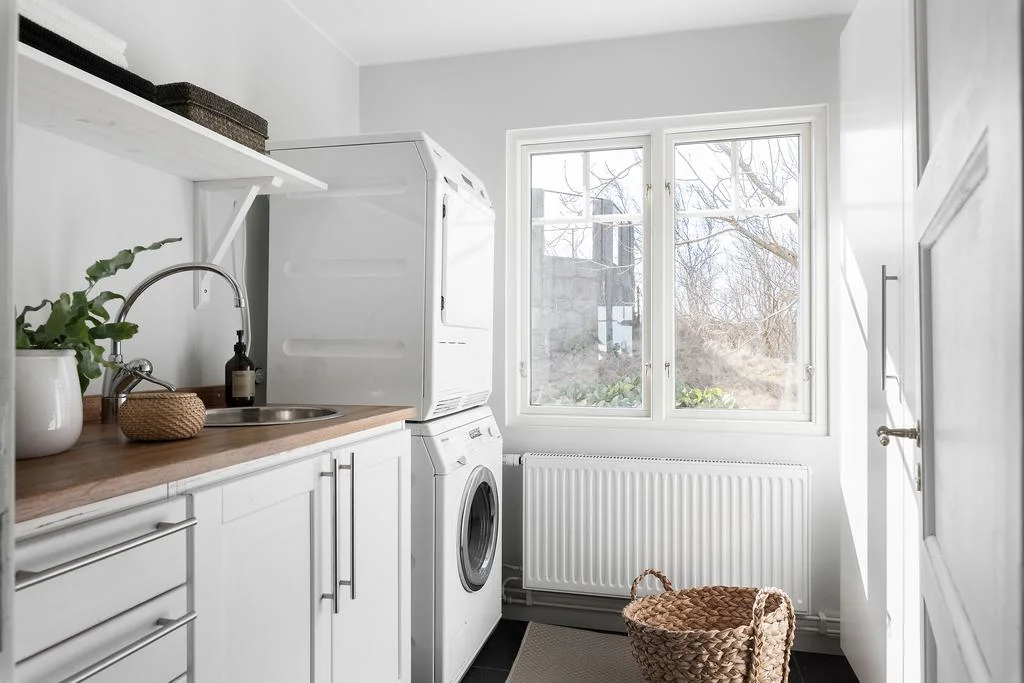 13. Totalrenovering av tva╠ettstuga till BRF