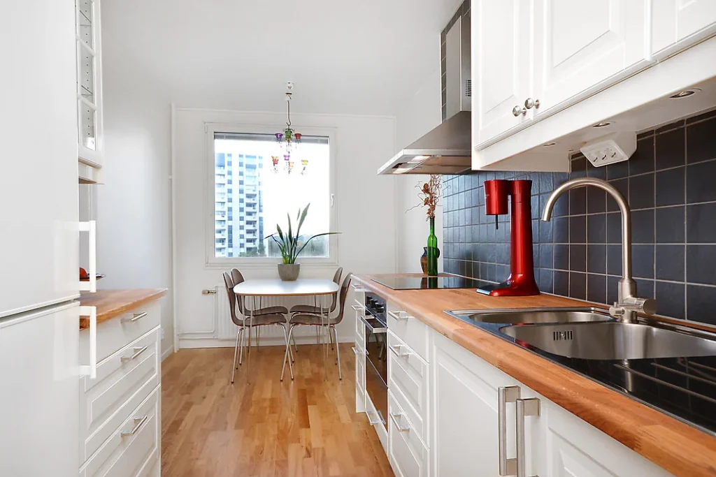 Renovering av kok Tomelilla Osterlen