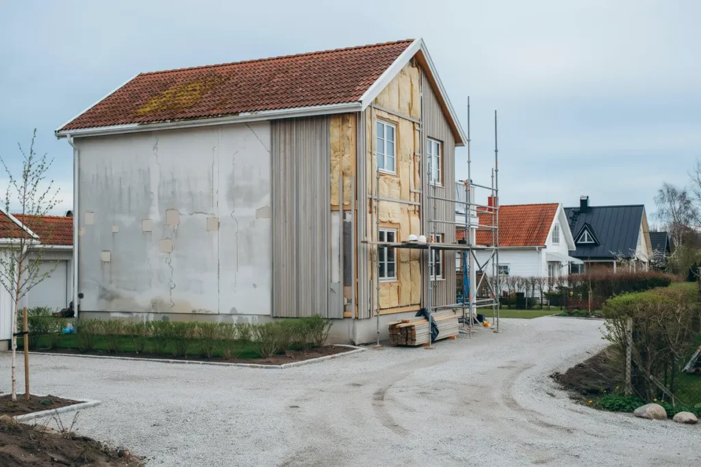 fasadbyte eller renovera putsfasad s v ljer du r tt l sning f r ditt hus